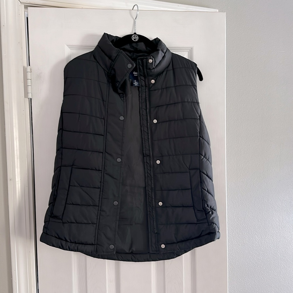 GAP vest